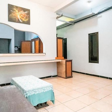 Jotel Guest House Mitra Reddoorz Pulauberayan Ngoại thất bức ảnh